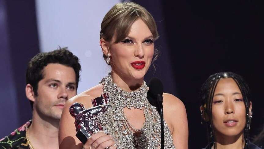 Taylor Swift fue la reina de la noche: Revisa la lista de ganadoras y ganadores de los MTV VMAs 2022